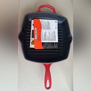 Brand new with tags Le Creuset Cerise cast iron grill pan